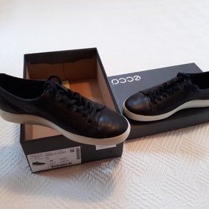 ECCO Soft 7 Runner